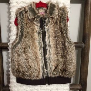 Copper Key Girl’s fur vest